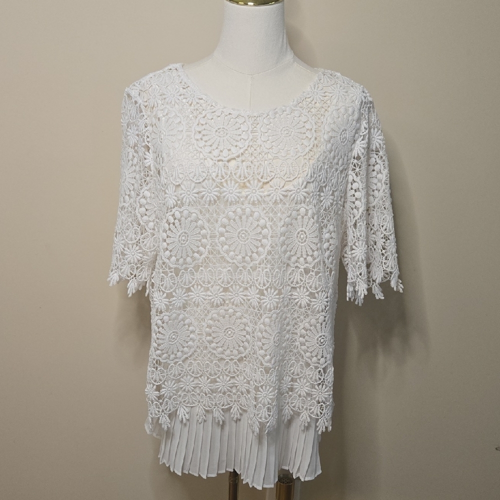 Chico's White Lace Crochet Tunic Top with Pleated Hem – Size 2 (Large) - Picture 1 of 8